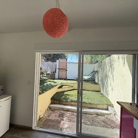 Апартаменты Duplex Romantique Avec Beau Jardin A Pieds *